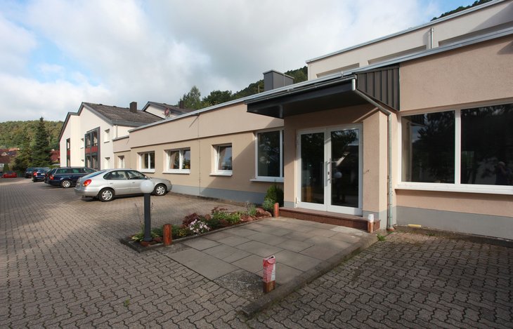 Außenansicht Tagesstätte für Senioren mit Demenz-Schwerpunkt in Dahn
