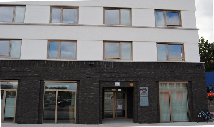Außenansicht Ambulanzzentrum und MVZ